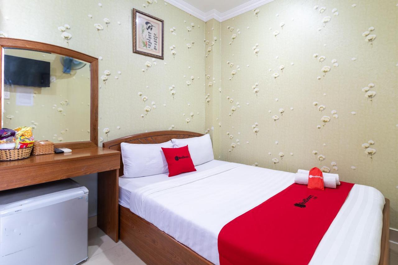 Reddoorz Nam Bac Hotel Phan Dang Luu Phu Nhuan Ho Chi Minh Zewnętrze zdjęcie