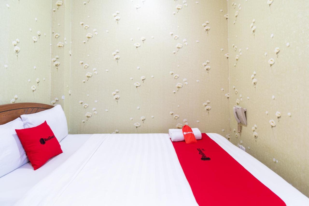 Reddoorz Nam Bac Hotel Phan Dang Luu Phu Nhuan Ho Chi Minh Zewnętrze zdjęcie