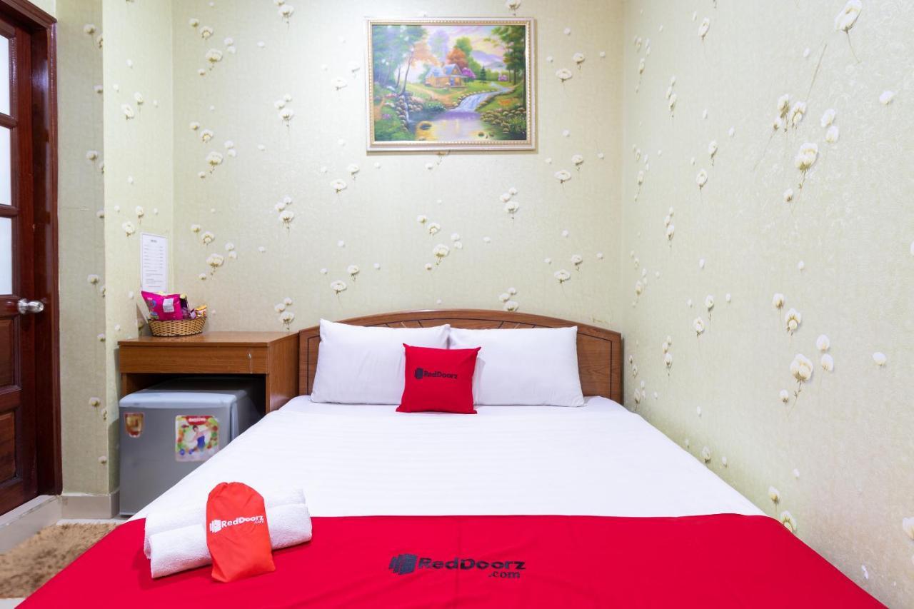 Reddoorz Nam Bac Hotel Phan Dang Luu Phu Nhuan Ho Chi Minh Zewnętrze zdjęcie